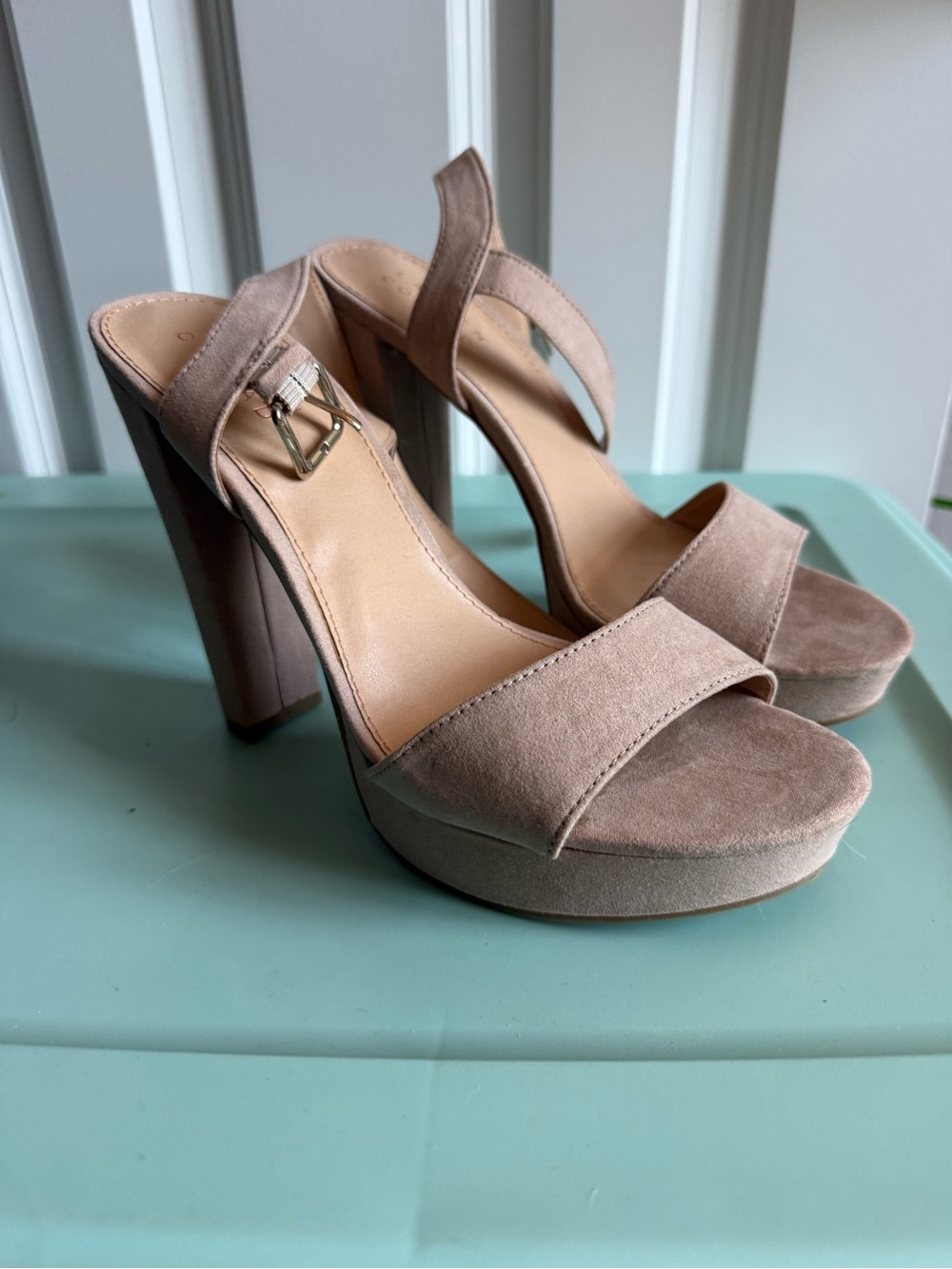 LC Lauren Conrad Taupe Suede Platform Block Heel Sandals
